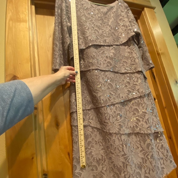 RONNI NICOLE tiered sequins beautiful dress size 14 like NEW, rose gold-ish - Picture 5 of 14